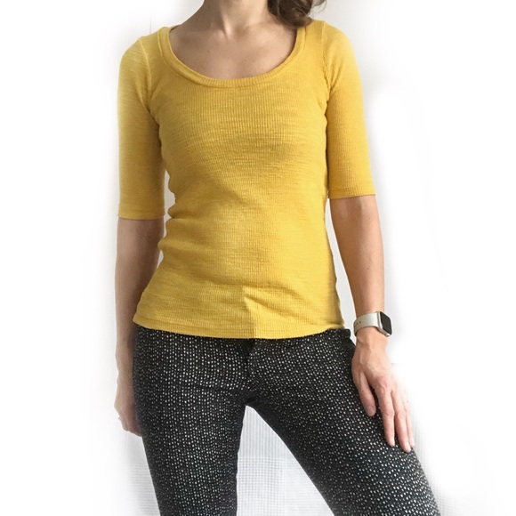 Anthropologie Tops - Anthropology T.la Ribbed Tee Women size XS
